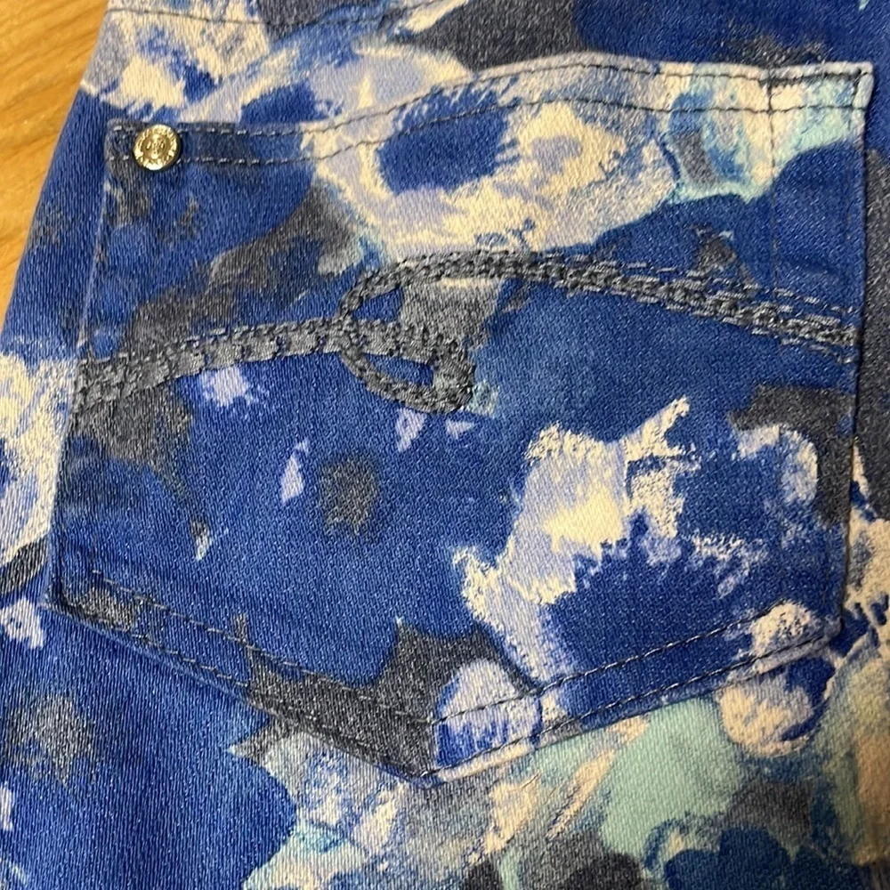 Justice Premium Jeans Straight Leg Simply Low 14R, Blue Floral